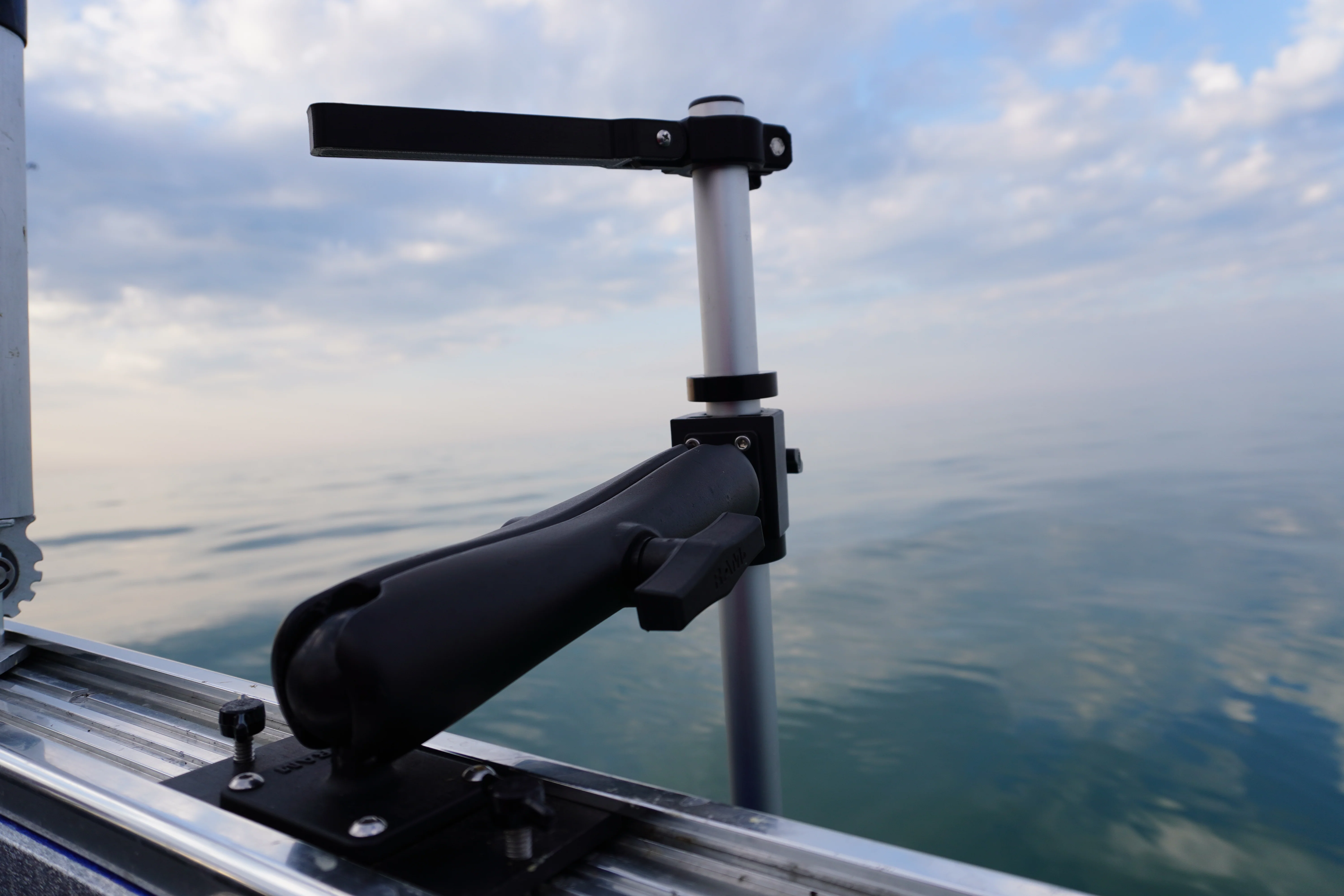 Summit 1.5 Ball to track adapter - Image 3